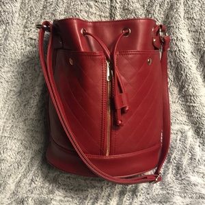 Red bucket bag